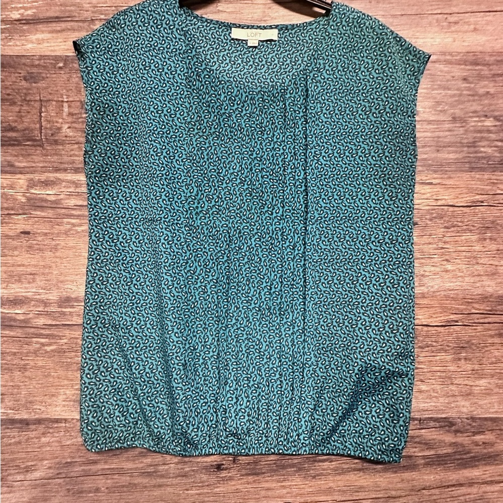 LOFT Paisley Print Relaxed Pleated Cap Sleeve Blouse